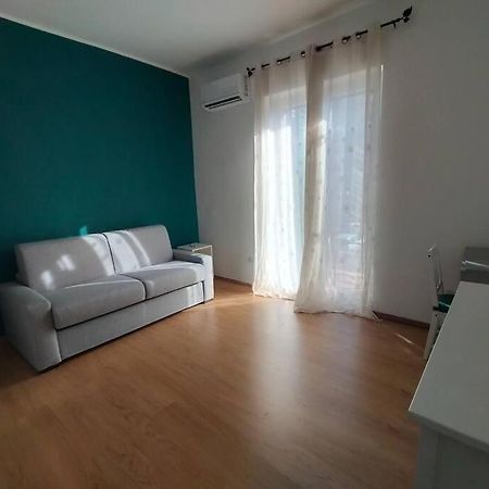 Aura Apartment Bari Exterior foto