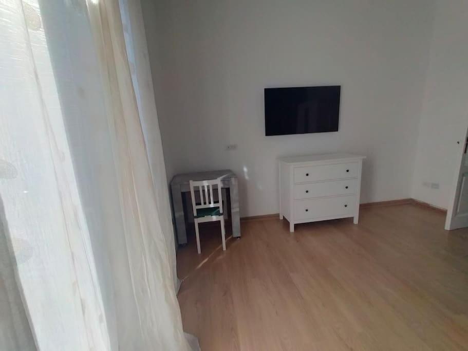 Aura Apartment Bari Exterior foto