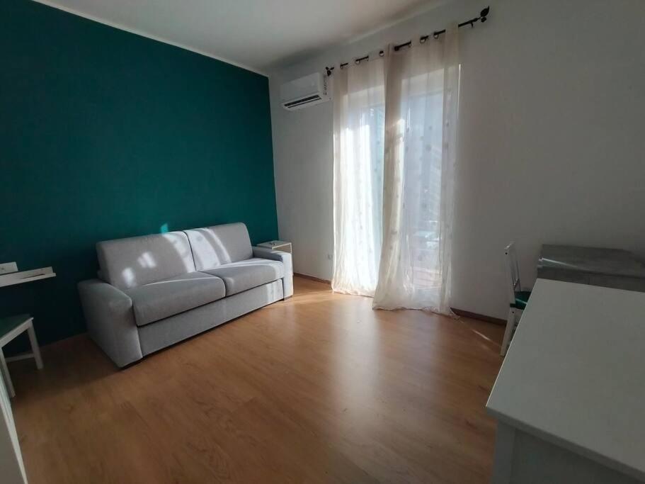 Aura Apartment Bari Exterior foto