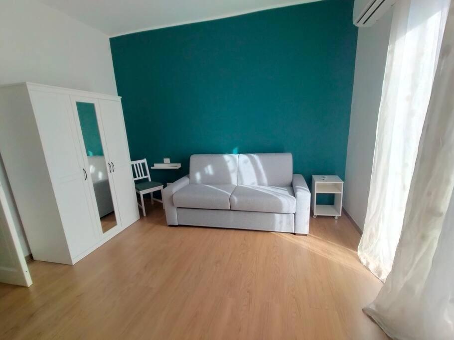 Aura Apartment Bari Exterior foto